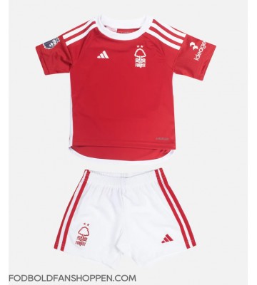 Nottingham Forest Hjemmebanetrøje Børn 2023-24 Kortærmet (+ Korte bukser)